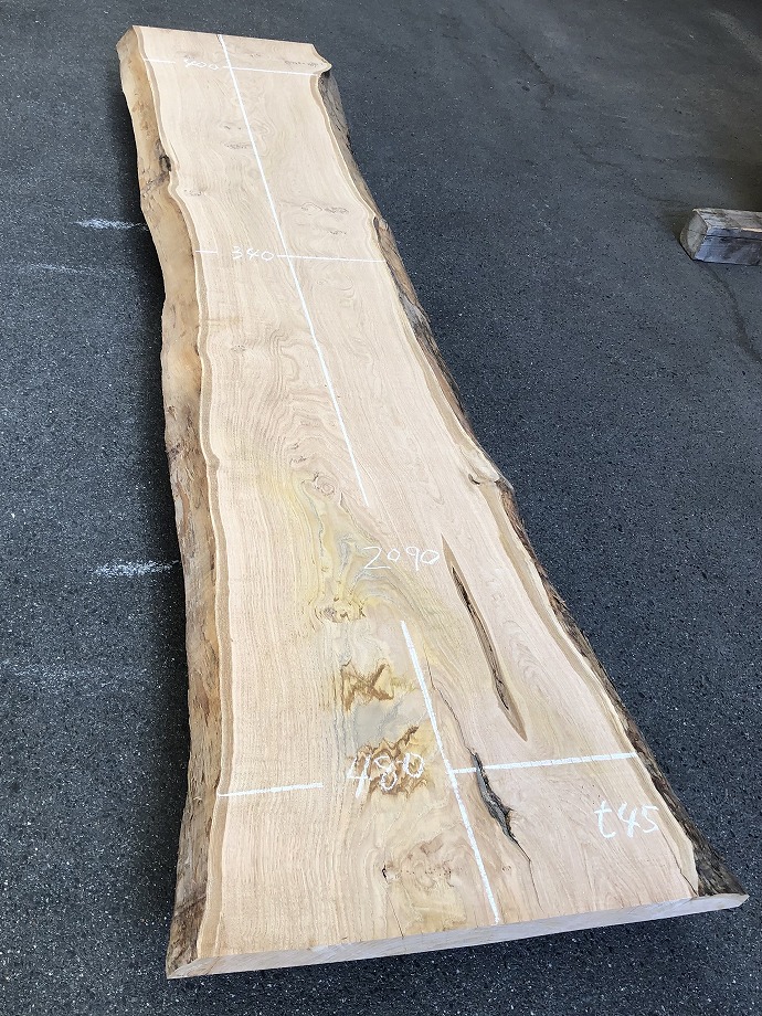 �N���E�ꖇ�e�[�u���E�V�i�V�ށj